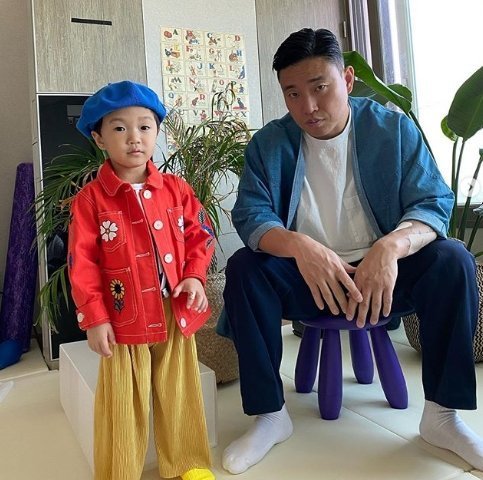 개리 아들 하오, 남다른 ‘신호등’ 패션 센스 “이쁘게 입고…”