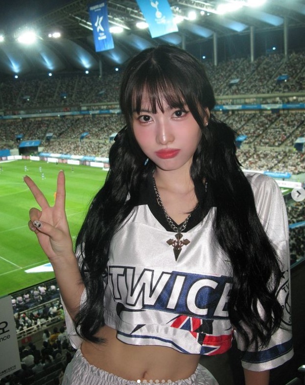 트와이스 모모, 축구장 여신 [스타★샷]
