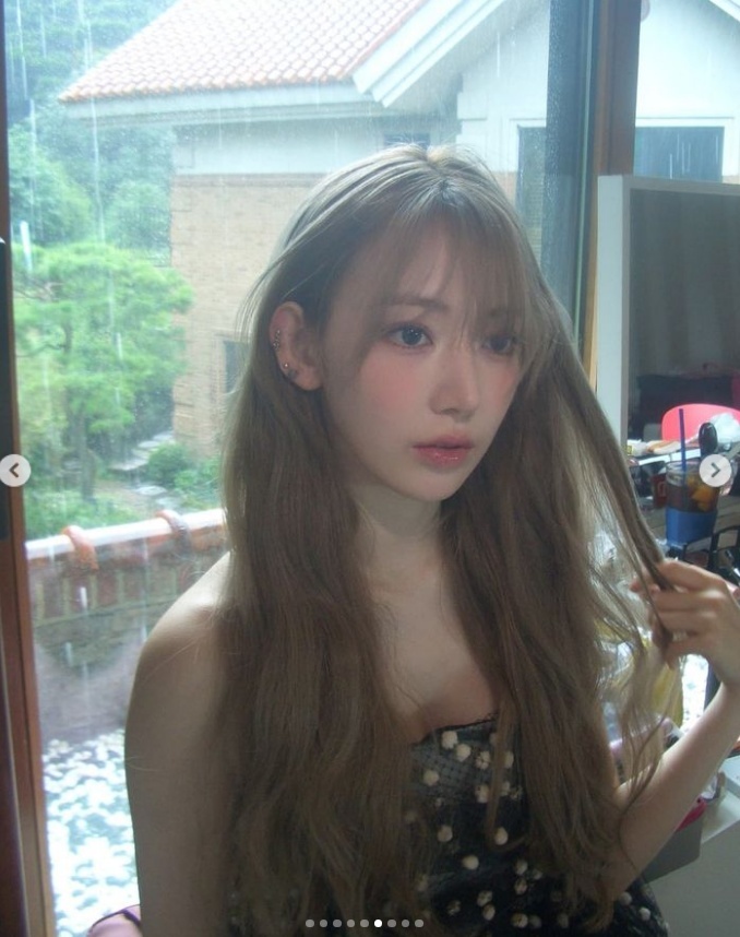 르세라핌 사쿠라, 몽환적인 분위기 [스타★샷]