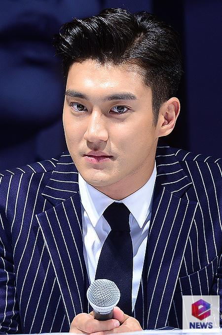 [포토] 슈퍼주니어 시원, 강렬한 눈빛