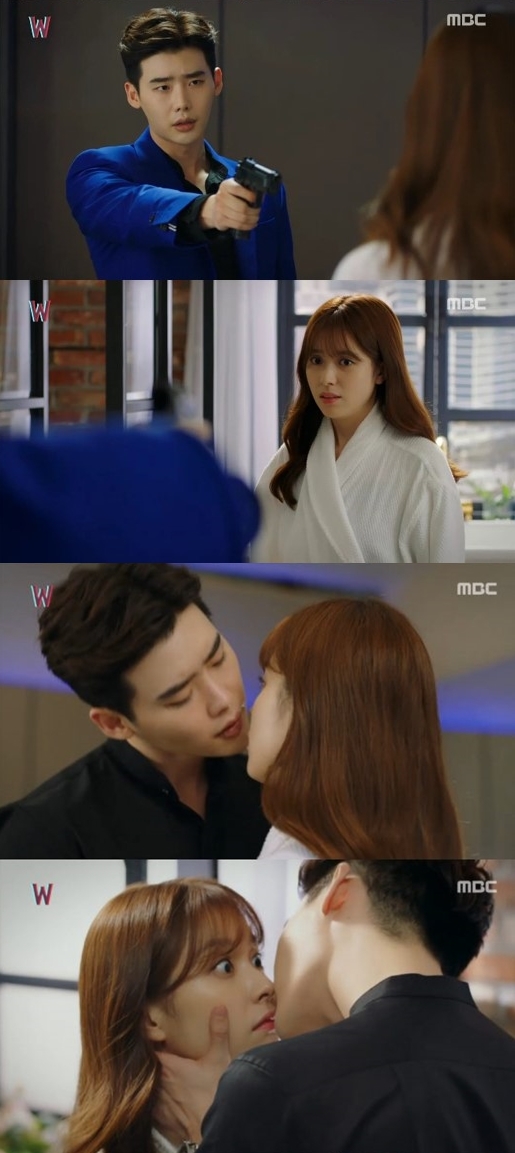 더블유 이종석, 한효주에 키스한 뒤 총 발사 예측할 수 없는 두 사람
