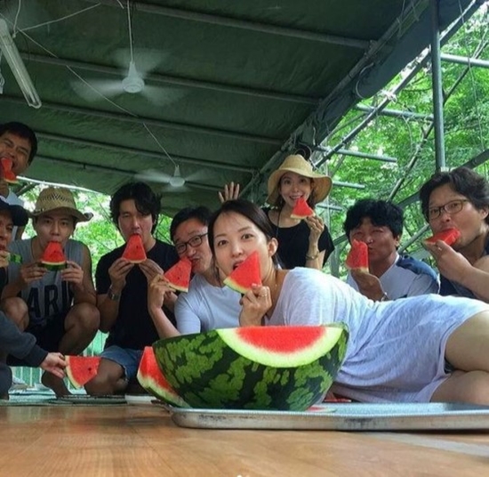 [★SNS] 비밀의 숲 배우들, 이 우정 시즌2까지 이어갑시다 즐거운 계곡 MT