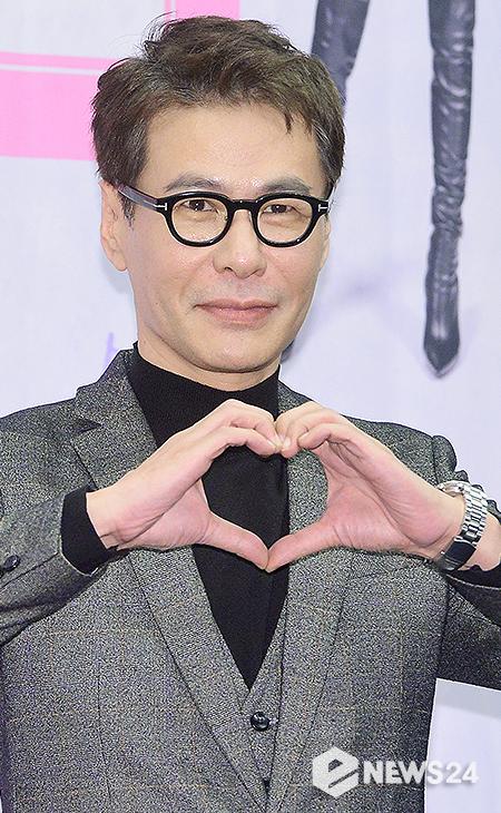 [e포토] 윤상, 달달한 하트