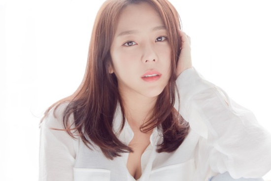 쥬얼리 출신 예원, 비케이컴퍼니와 전속계약..다방면 활동 전폭지원[공식]