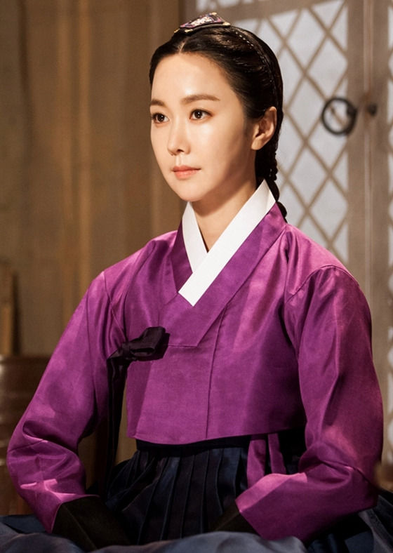 시선강탈! <화정> 악녀 김민서, 고고한 보랏빛 아우라