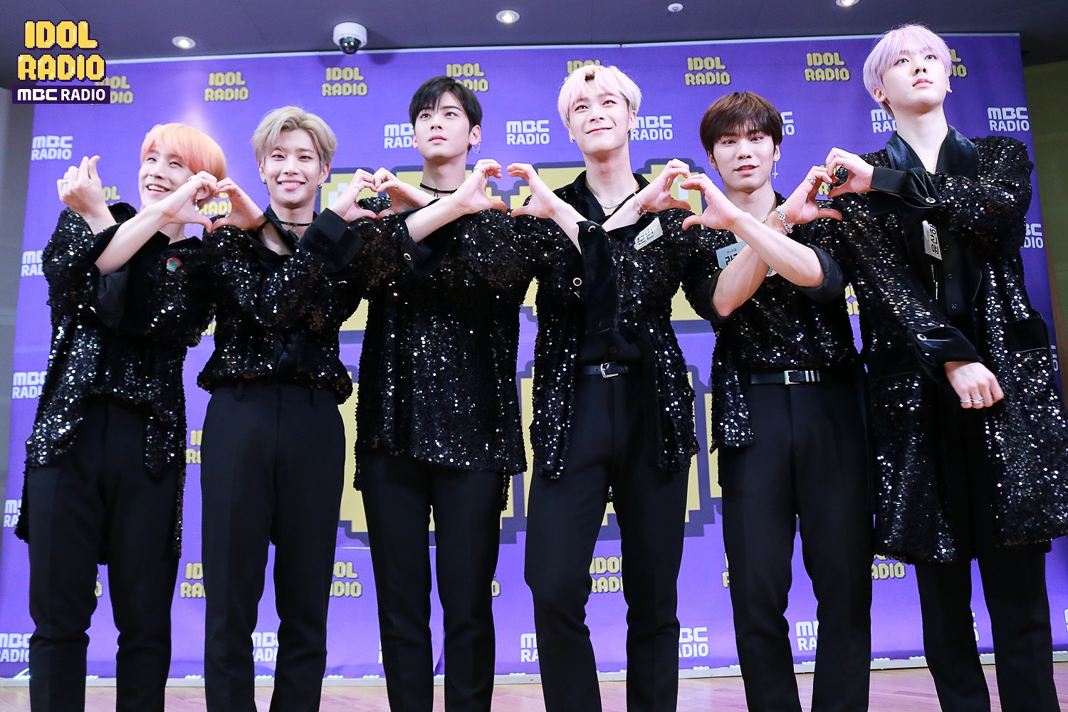아이돌 라디오 아스트로 라키 차은우에 비싼 밥 얻어먹고파