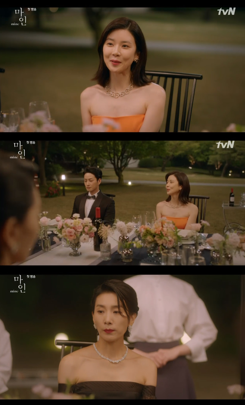마인 이보영, 파격 드레스 왜 무채색만 입어야 하죠?