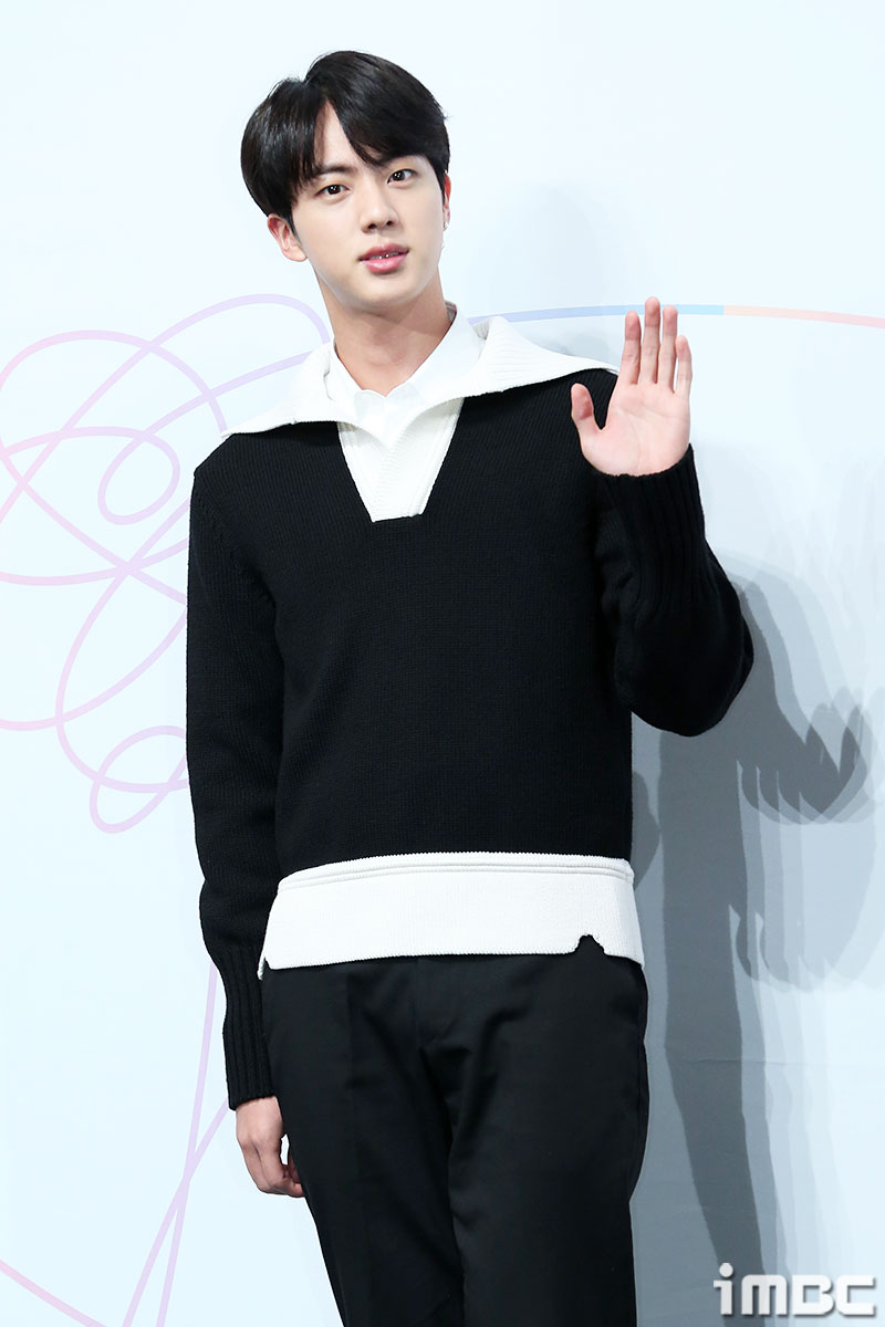 방탄소년단 진 4kg 빠져…코로나19 완치 근황 [인스타]