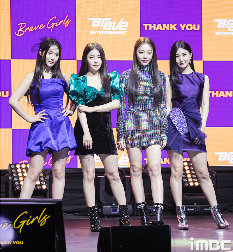 [포토] 브레이브걸스 컴백, 뉴트로 여신 변신!