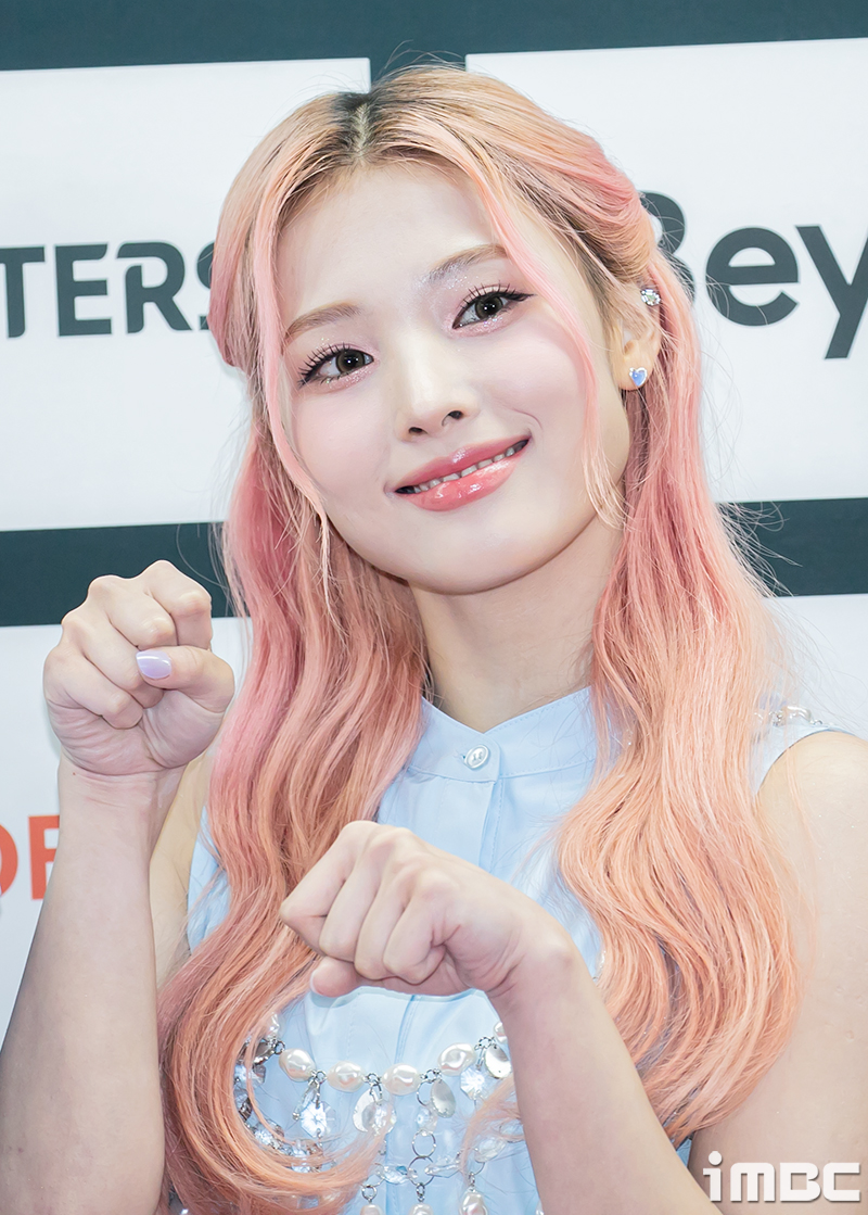 [포토] 엔믹스 지니, 요술램프 주문