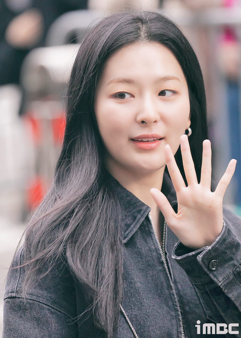 [움짤] 슬기, 곰슬곰슬 블랙캣냥