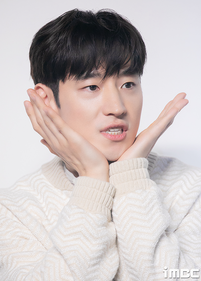 [움짤] 이제훈, 마그네슘 플러팅 시그널 애교