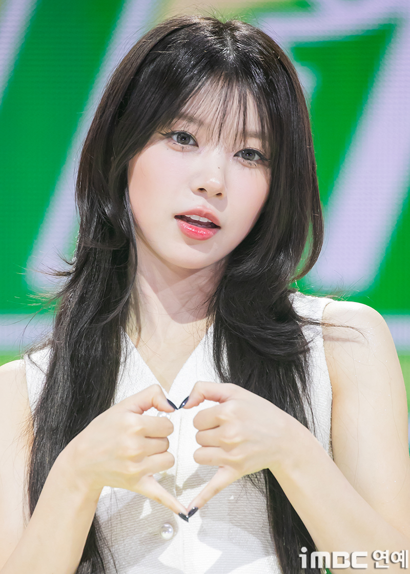 [움짤] 아일릿 모카, 마그네틱 햄토리