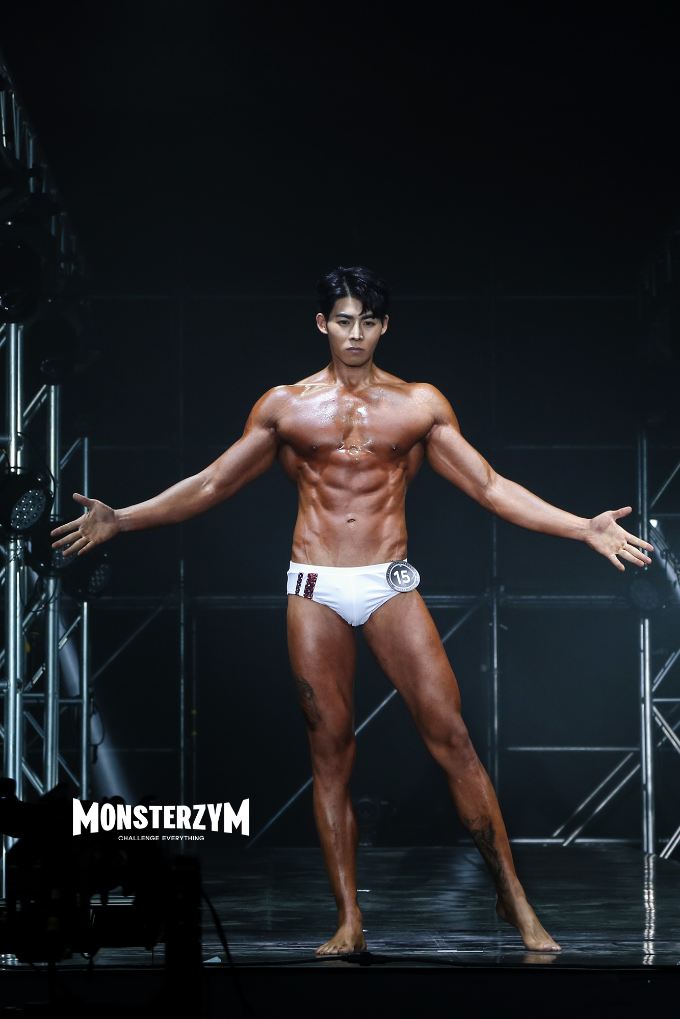 [몬스터짐 포토] 어깨깡패 천지영의 터프하고 아름다운 자태
