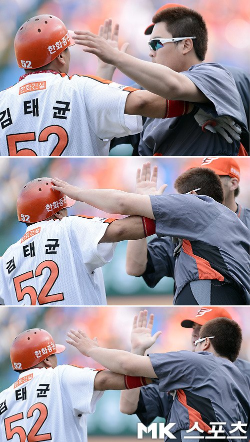 [mk포토] 김태균, `현진아, 너에겐 호락호락 당하진 않아~`