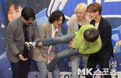 은혁 `김희철 로블로 가격` [MK포토]