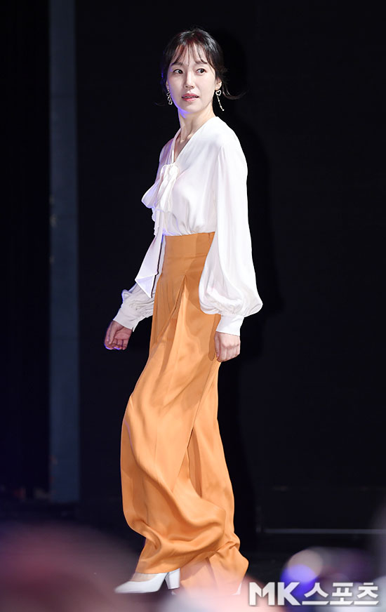 진경 `우아한 자태` [MK포토]