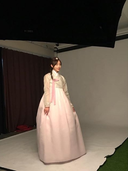 천이슬, 고운 한복 자태 뽐내며 등장 `청순 가련` 