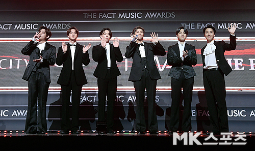 방탄소년단 `2020 더팩트 뮤직 어워즈` [MK포토]
