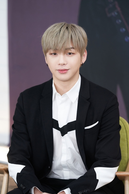 강다니엘 “‘PARANOIA’=편집증, 뜻은 무겁지만 공감할 부분 있을 것”