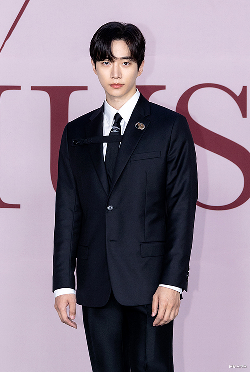 준호 완벽한 수트 패션 [MK포토]