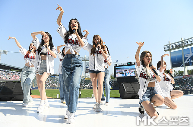우주소녀 등장에 잠실이 들썩 [MK포토]