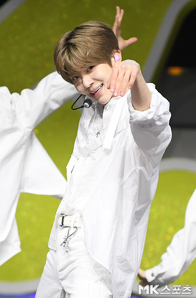 NCT WISH 시온 ‘어서 입덕해’