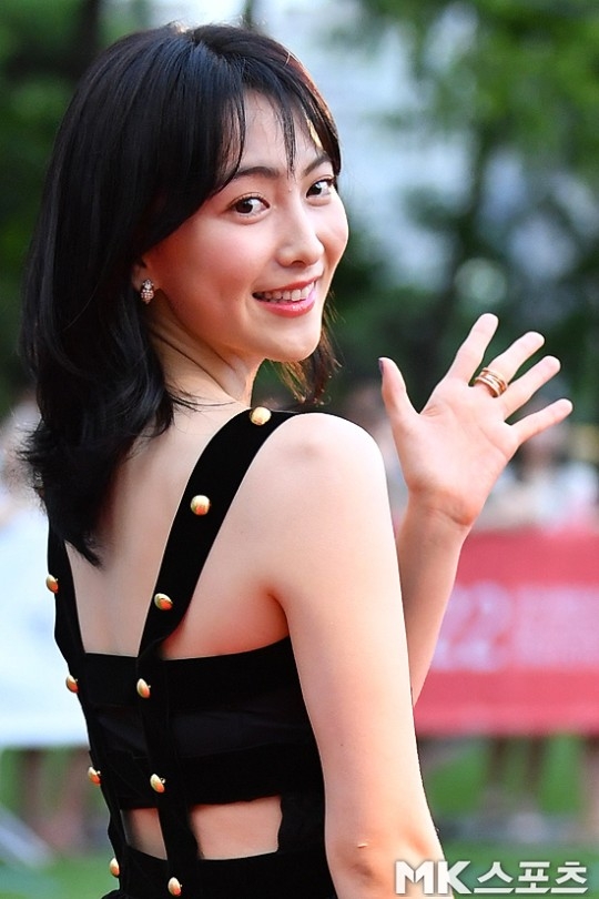 [단독] 카라 출신 강지영, FA됐다...이엘미디어컴퍼니와 아름다운 이별