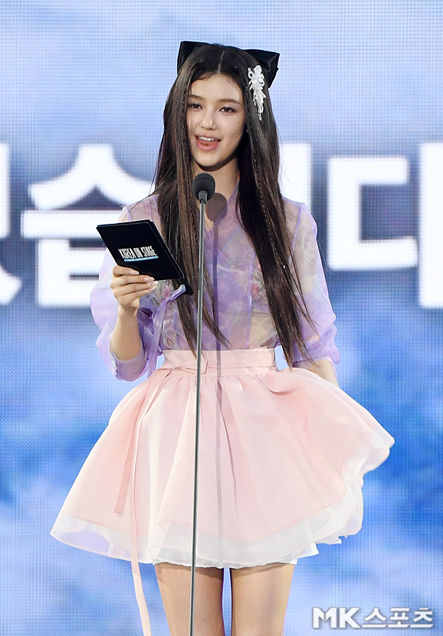 뉴진스 다니엘, MC 활약 빛났다…‘코리아 온 스테이지’ 성료(종합)
