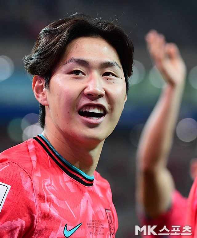 이강인 ‘스윗 미소’ [MK포토]