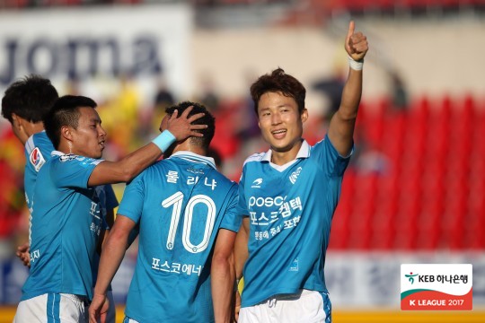 [클래식 리뷰] 룰리냐 멀티골 포항, 전남에 3-1 역전승...6G 무패
