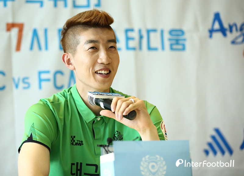 [인터포토] 조현우, 헤어 스타일의 비결은 왁스와 스프레이