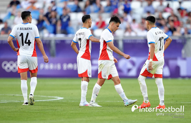 [올림픽 리뷰] '첫 경기부터 대승' 일본, 한 명 퇴장당한 파라과이에 5-0 승리