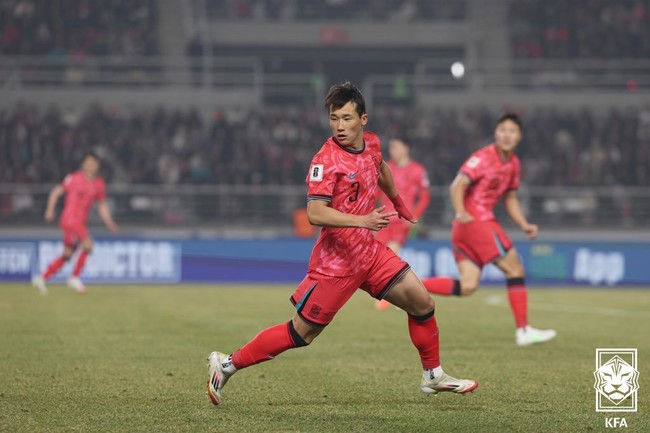 [IN PRESS] 'A매치 선발 데뷔전' 이태석, "장점 보여주지 못한 것 같아 아쉬워"