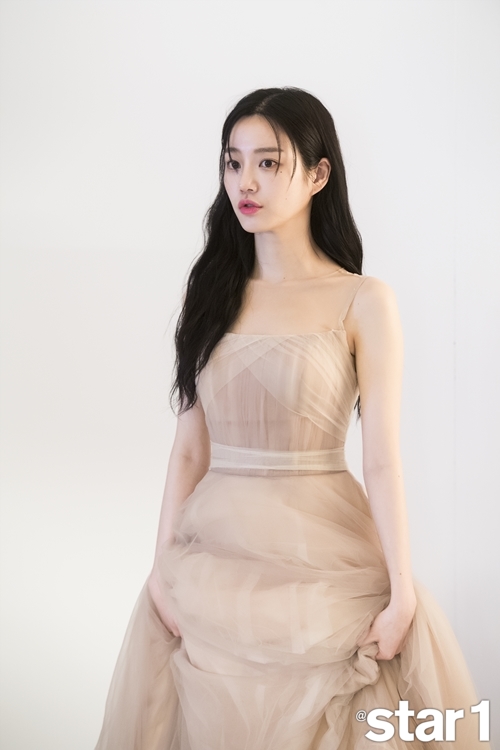 ‘유미의 세포들’ 이유비 “루비는 밉지 않은 여우같은 캐릭터” [스타@스타일]