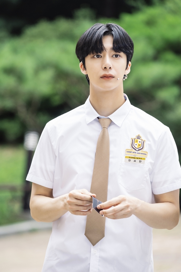 몬스타엑스 형원, ‘차쥐뿔’ 조회수 460만 돌파…‘역시 잘생기고 봐야’ [스타@스캔]