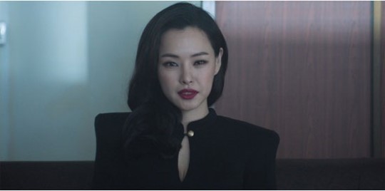 [리뷰] 타짜-신의 손, 전편과 비교 말라…새로운 시리즈의 매력