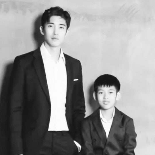 장신영♥강경준, 12세 아들 정안 군까지 행복한 가족사진