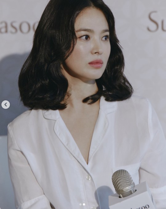송중기, 아내 바보 될만하네…송혜교, 리즈 갱신 미모