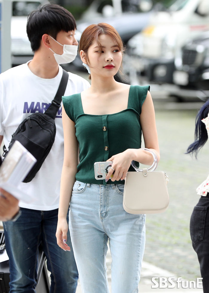 [E포토] 위키미키 리나, 도도하게