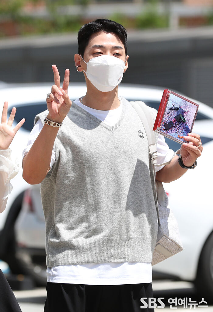 [E포토] 그레이, 새 앨범 나왔어요