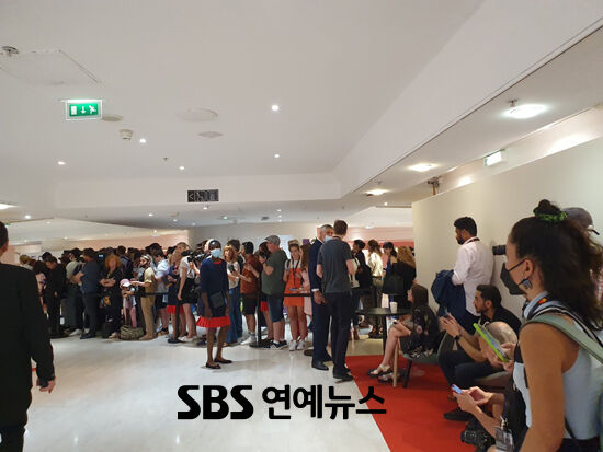[지금 칸에선] 친절한 톰 아저씨 칸 달궜다…30년 만의 나들이