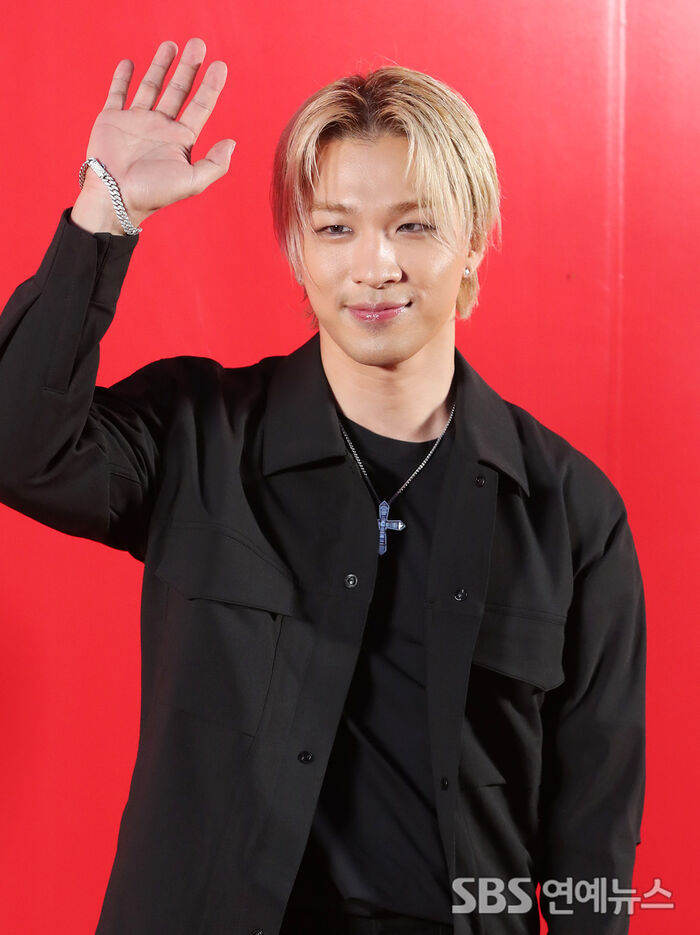 [E포토] 태양, 부드러운 미소와 함께