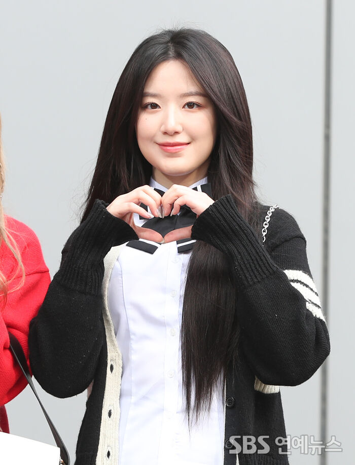 [E포토] (여자)아이들 슈화, 맑게 빛나는 미모