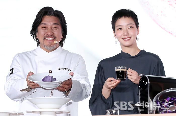 [E포토] 에드워드 리-김고은, 디저트와 커피의 만남