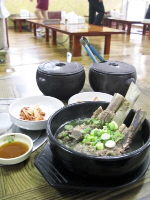 통 갈비탕으로 소비자를 사로잡다 수원갈비스토리
