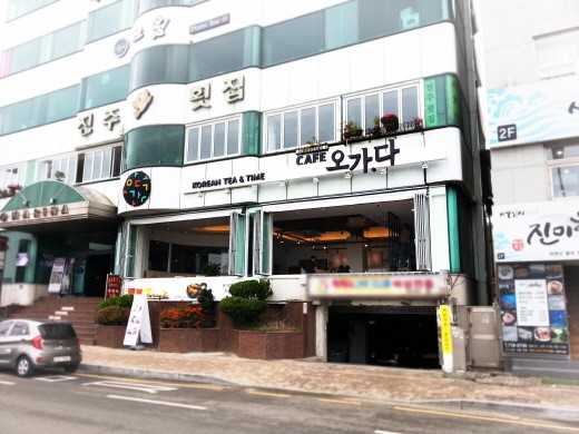 카페 오가다, 부산 광안리 매장.. 한눈에 보이는 전망이 최고