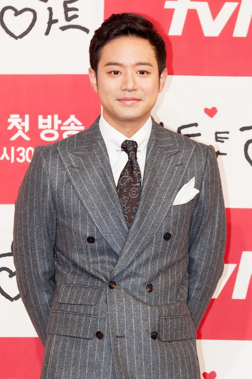 [MW사진] <하트투하트> 천정명의 수줍은 미소