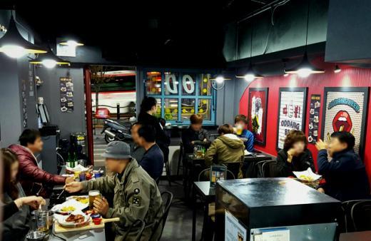 지속적인 신메뉴 개발 안된 외식 프랜차이즈 주의해야