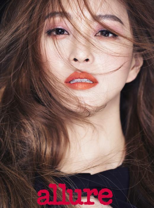 한예슬, 봄의 여신으로 변신…눈 주위에 봄꽃 메이크업